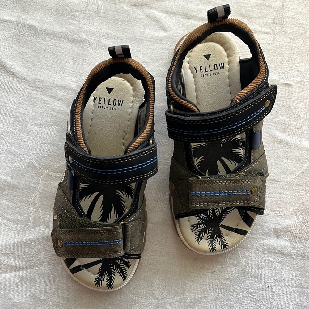 ** SOLD Boys sandals, never-worn, size 11, khaki, black, brown